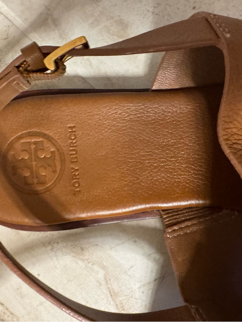 Tory Burch Chestnut Leather Logo Thong Sandals - Picture 4 of 5